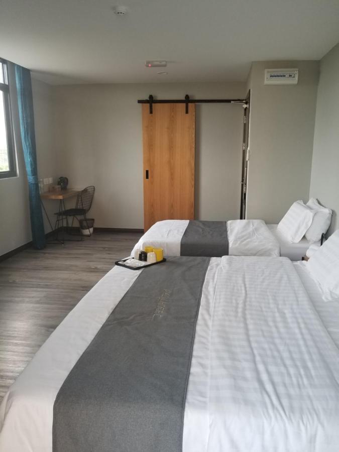 Paly Hotel سيمبورنا المظهر الخارجي الصورة