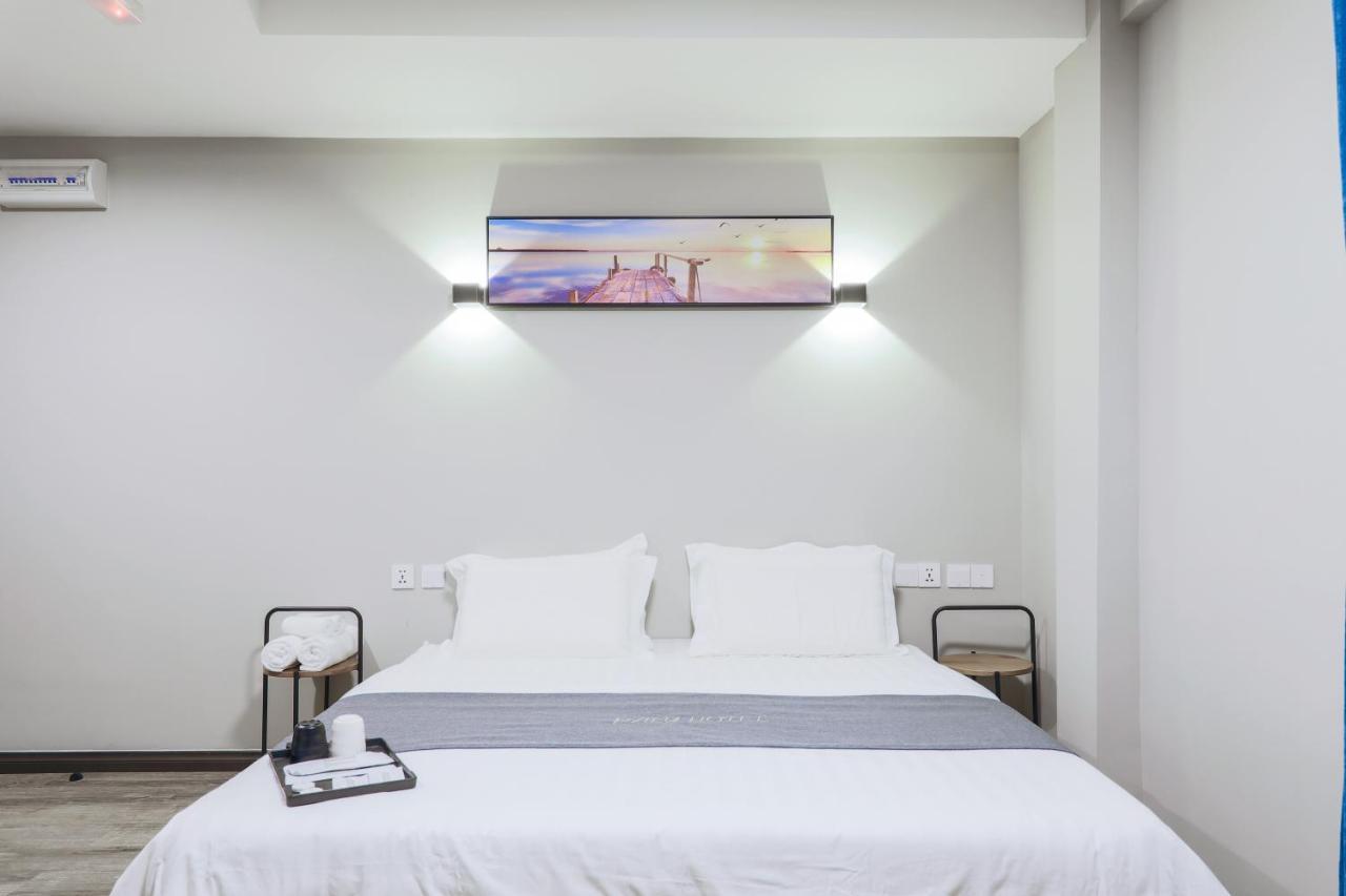 Paly Hotel سيمبورنا المظهر الخارجي الصورة